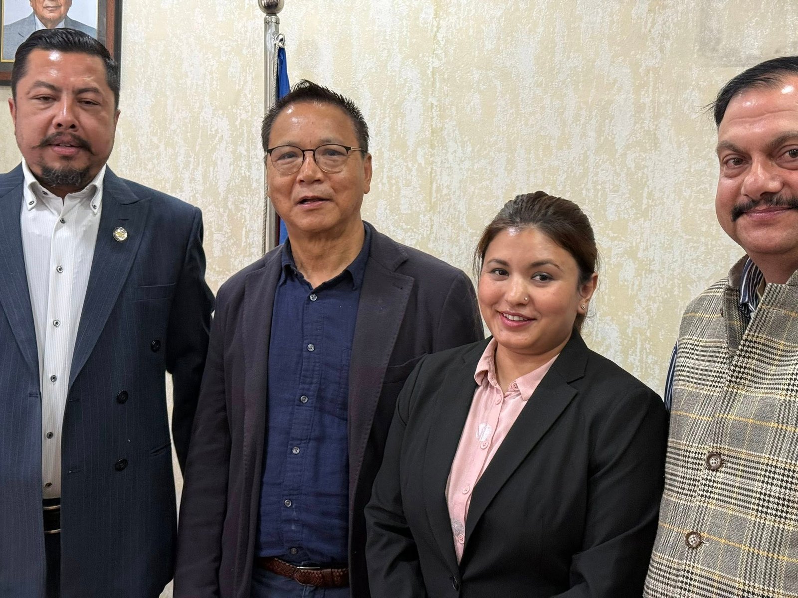 UNDO सभापति लामा नेतृत्वको टिमले परराष्ट्रमन्त्री खनाल र ऊर्जामन्त्री श्रेष्ठसंग भेटघाट गर्यो